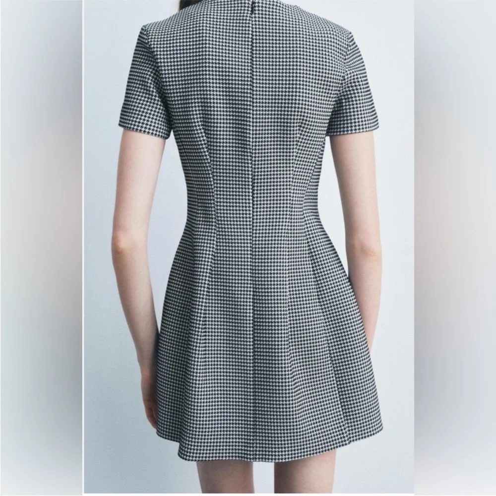 Zara NWT black & white houndstooth checkered print short sleeve mini dress - Picture 4 of 7